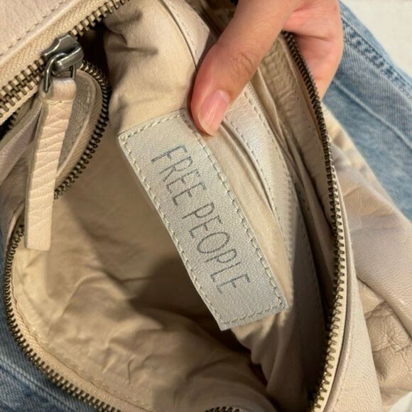 NWT Gorgeous RARE Free People GOAT Leather Idle Hands cream Sling Hobo Bag - Picture 12 of 16